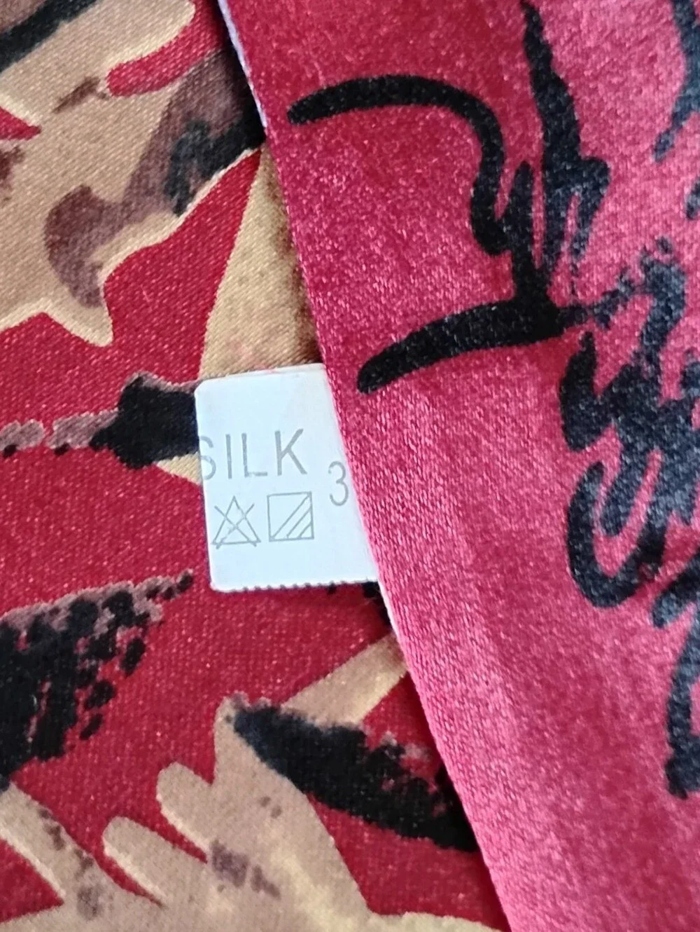 FRINGED SILK SATIN SCARF NWOT
